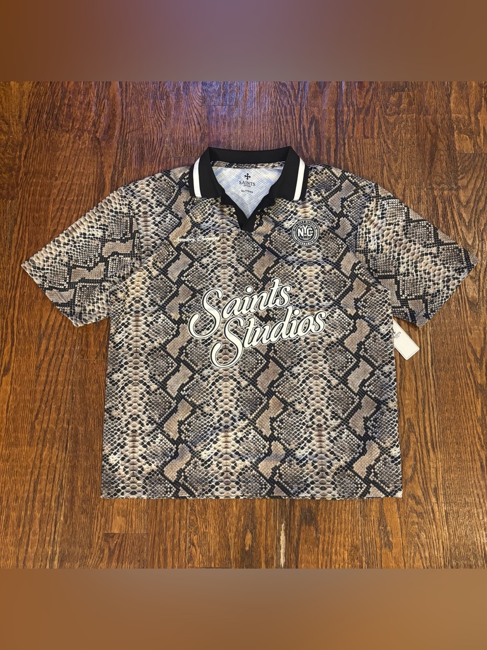 ⚽️ [SIZE XL] Saints Studio Python Snakeskin Soccer Jersey 🔥